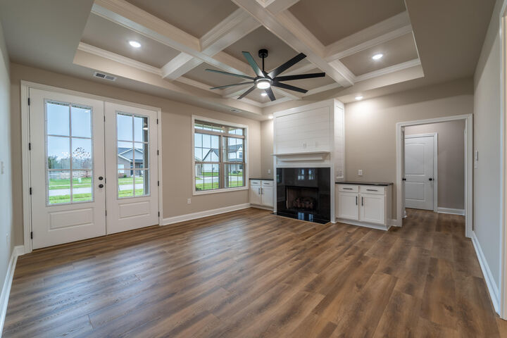 Property Photo:  510 Chickasaw Drive  KY 40475 