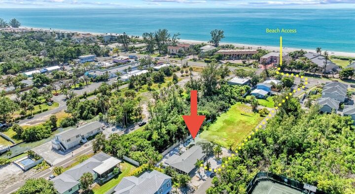 Property Photo: 578 Companion Way FL 34228