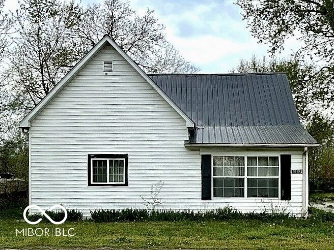 Property Photo:  3080 E Linn Avenue  IN 47805 