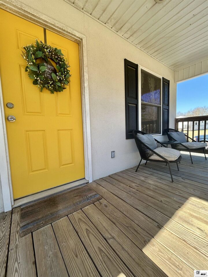 Property Photo: 139 Highway 136 LA 71280