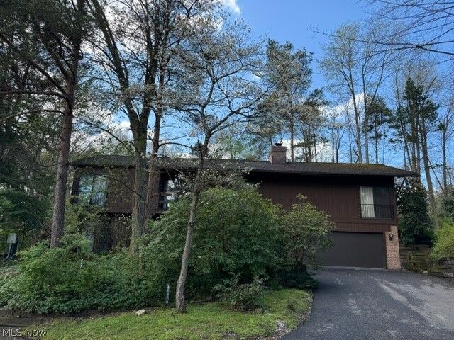 Property Photo:  1938 Hemlock Drive  OH 44240 