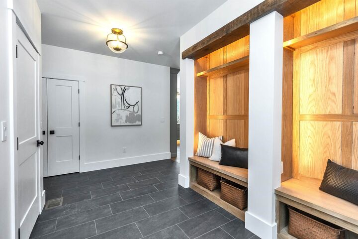 Property Photo:  27 Beaver Lane  NH 03110 