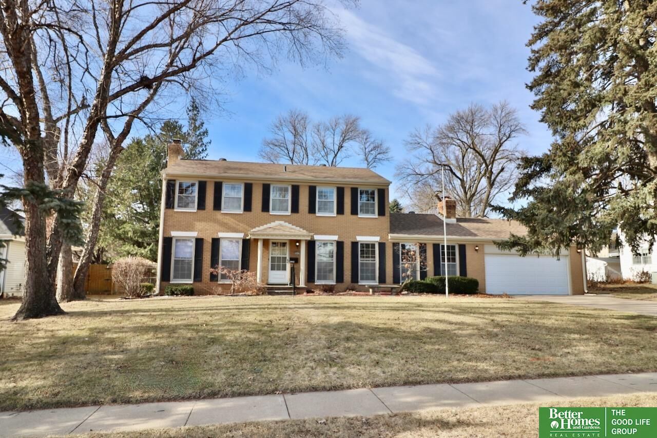 Property Photo: 2012 N 100th Street NE 68134