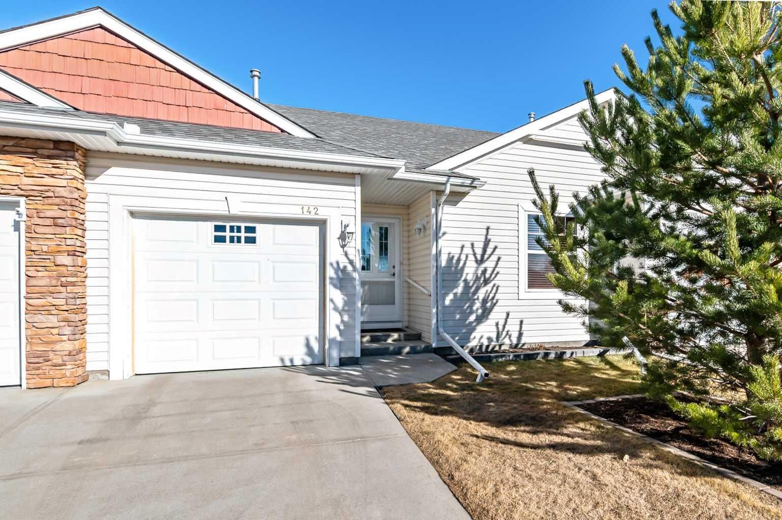 Photo de la propriété:  142 Freeman Way NW  AB T1V 1V4 