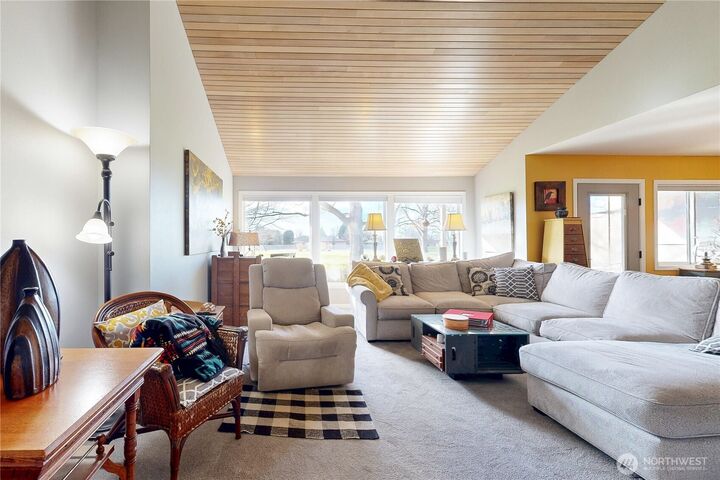 Property Photo:  2200  Plaza Way 506  WA 99362 