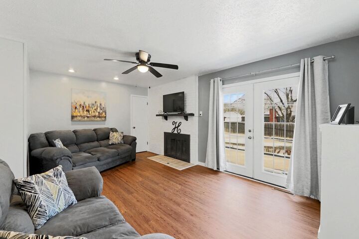 Property Photo:  1020 N Brookfield St  KS 67206 