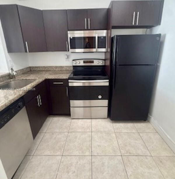 Property Photo:  494 NW 165th St Rd C-508  FL 33169 