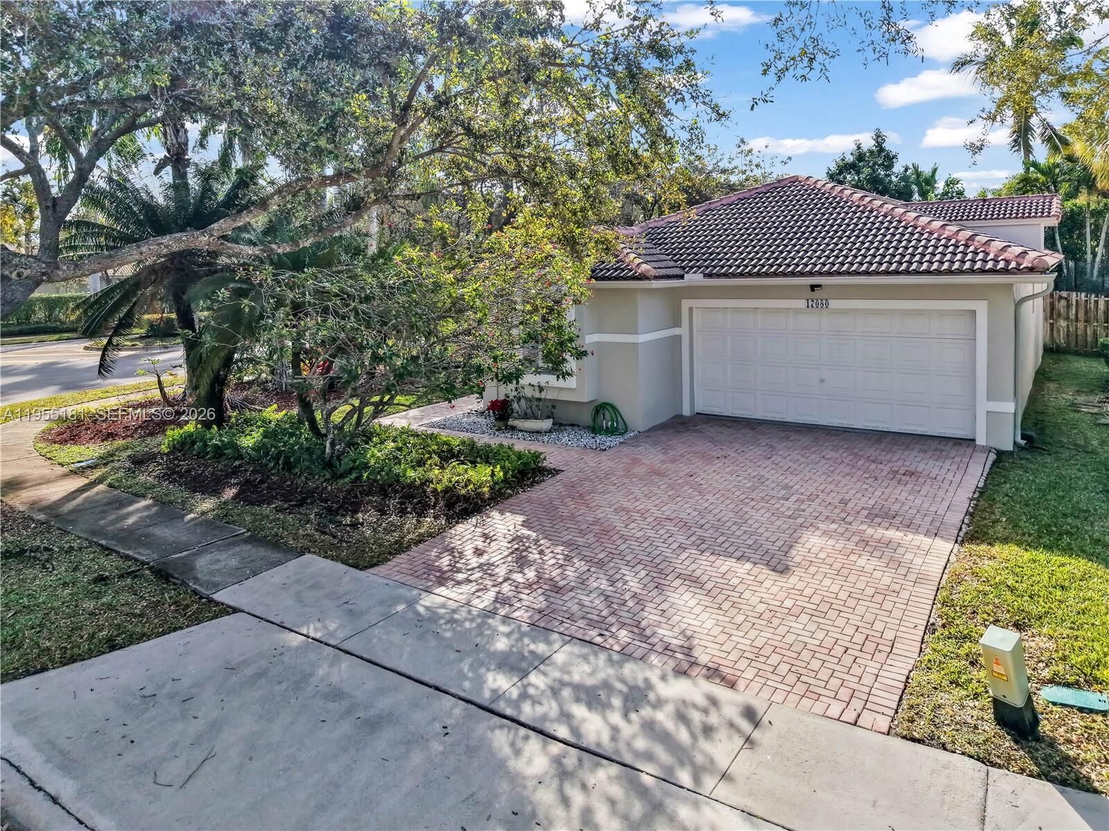 Property Photo:  17080 NW 10th St  FL 33028 