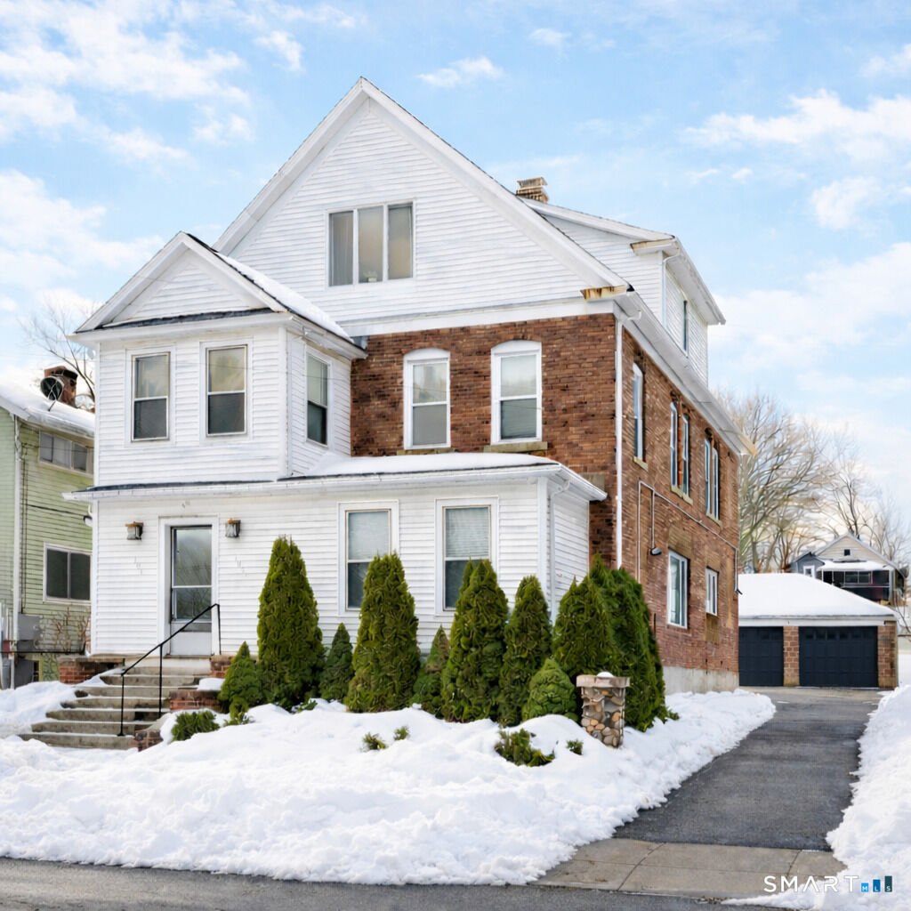 Property Photo:  103 Grove Street  CT 06457 