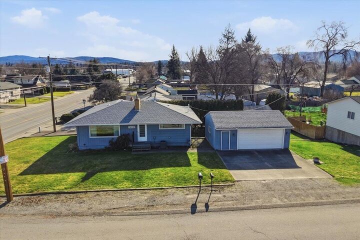 Property Photo:  13020 E Valleyway Ave  WA 99216 