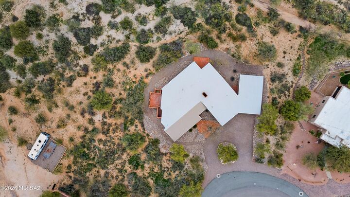 Property Photo:  10460 E Via Del Mar  AZ 85748 