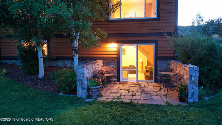 Property Photo:  9561 Mountain View Drive  ID 83452 