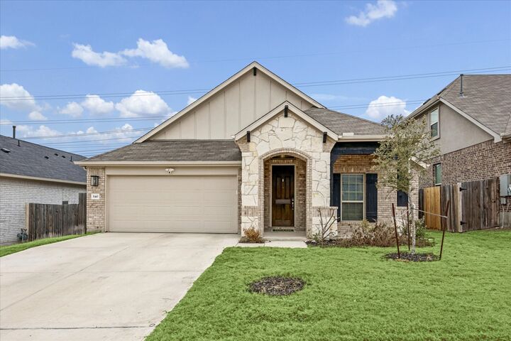 Property Photo: 540 Sugar Cane Road TX 78610