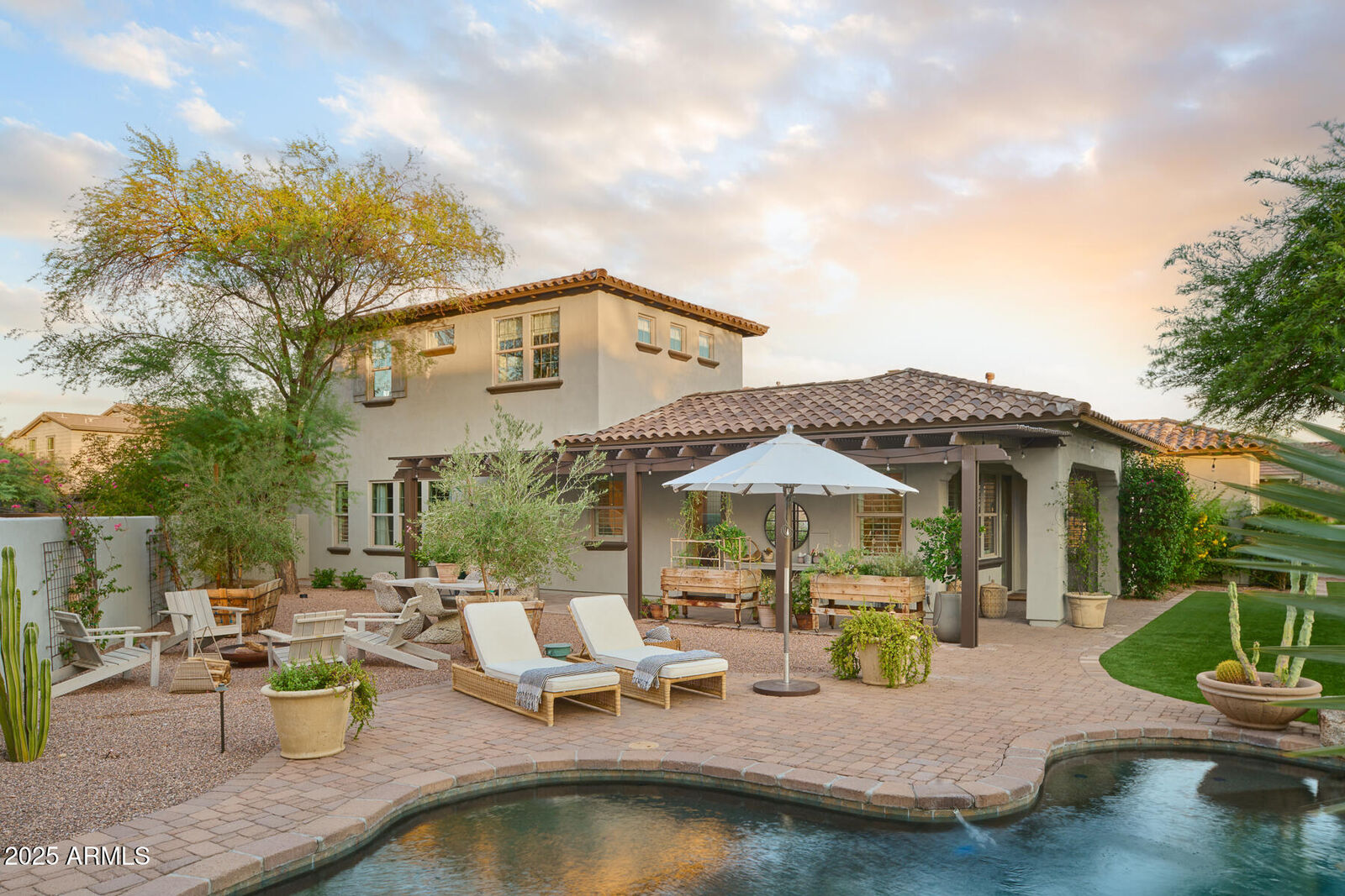 Property Photo: 18388 N 93rd Place AZ 85255