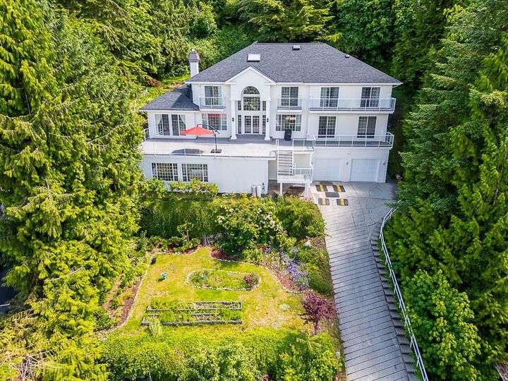 241 Bayview Road — photo 1