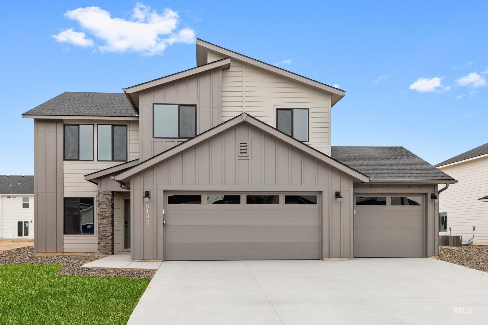 Property Photo:  8190 E Cool River Loop  ID 83687 