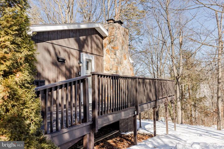 Property Photo:  110 Tower Circle  WV 25411 