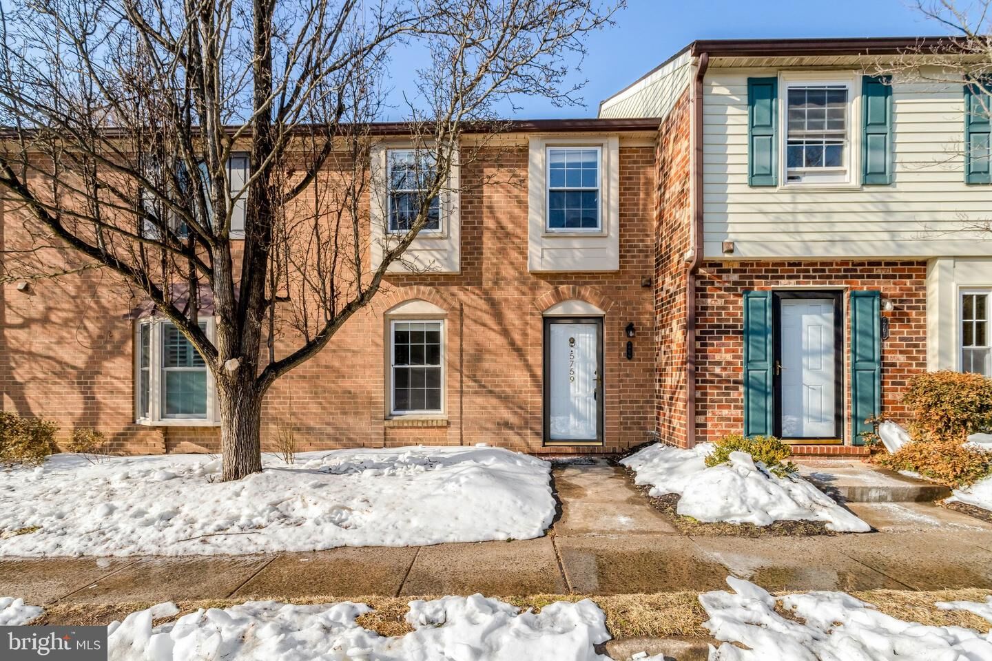 Property Photo:  5759 Independence Circle 5759  VA 22312 