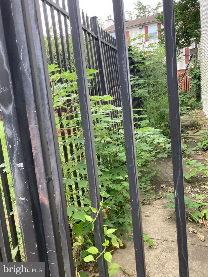 Property Photo: 1307 S 32nd Street PA 19146