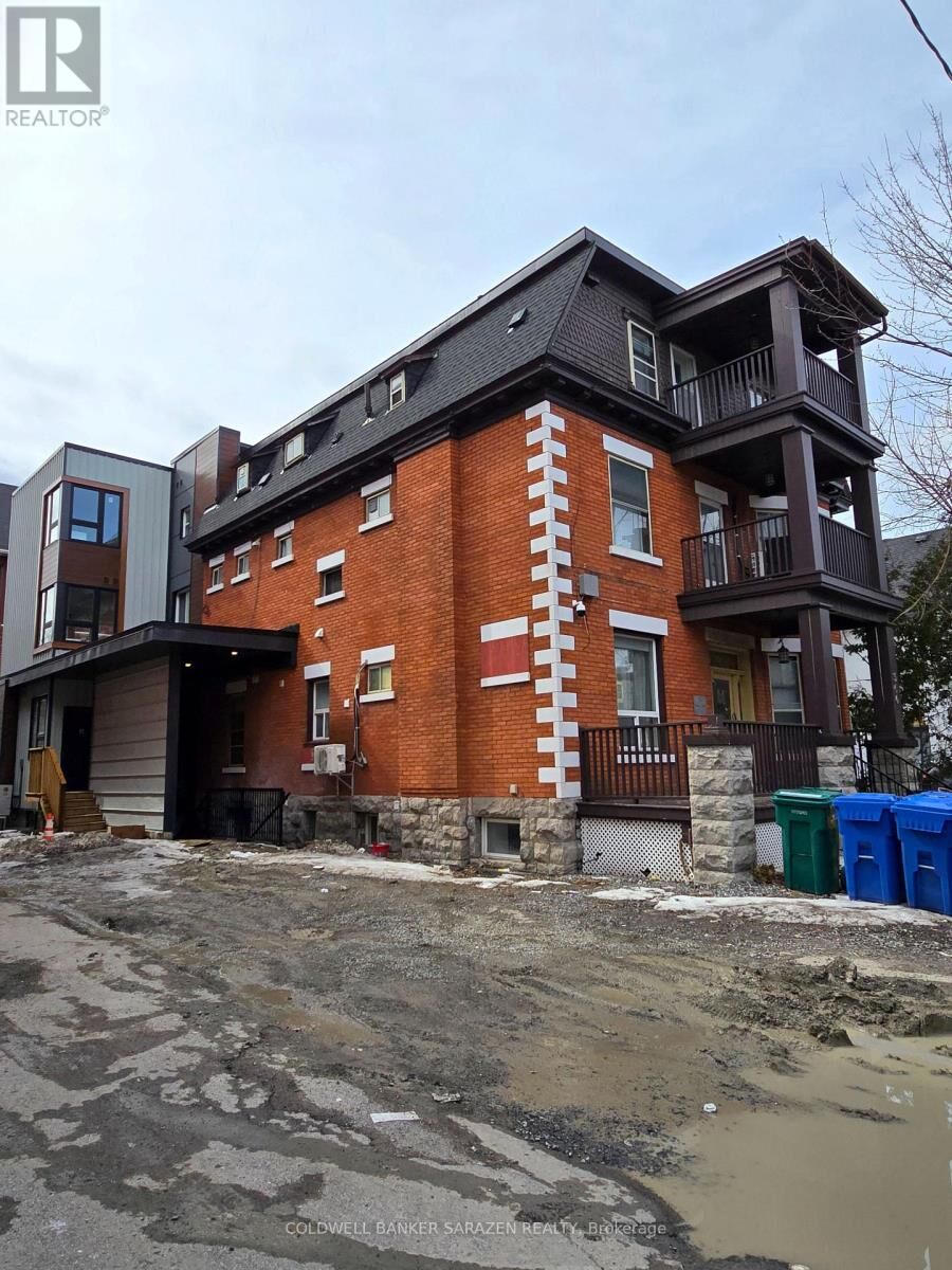 Property Photo:  360 South Friel Street South  ON K1N 7W6 