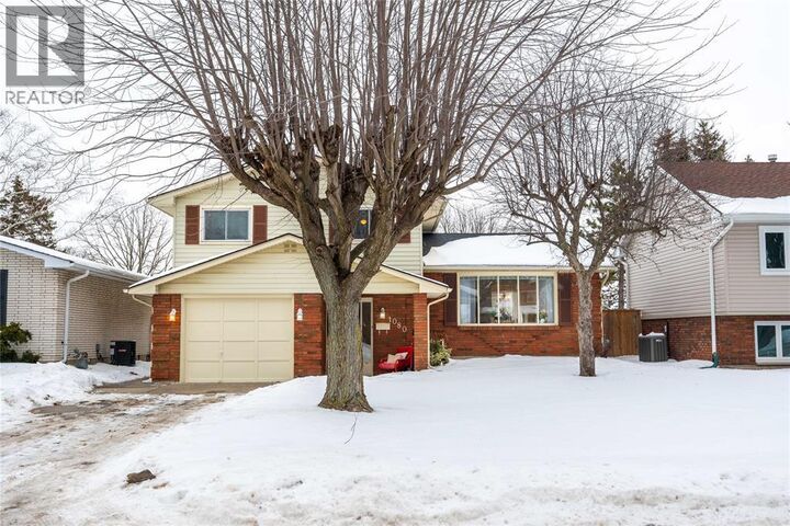 Property Photo:  1080 Salisbury Street  ON N7S 3V5 