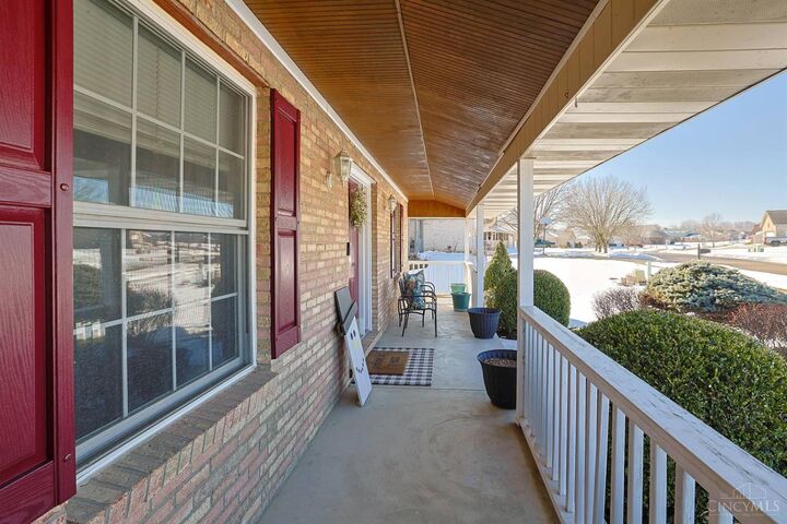 Property Photo:  5426 Shady Meadows Drive  OH 45011 