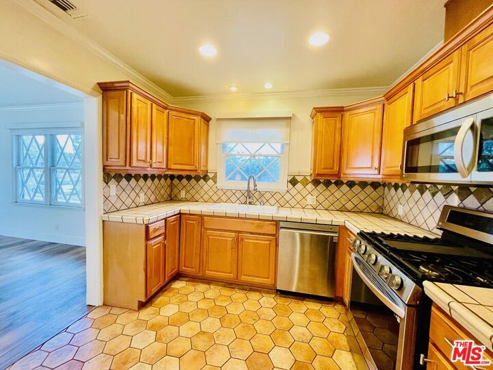 Property Photo:  4441 Tujunga Ave  CA 91602 