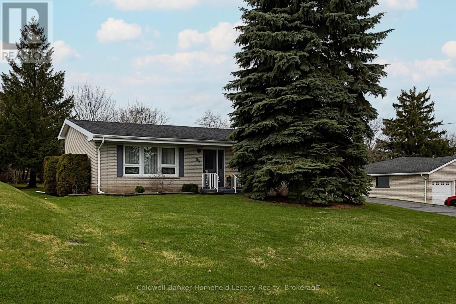 Property Photo: 94 William Street North ON N4X 1B8
