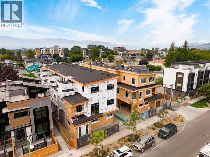 Property Photo: 743 Morrison Avenue 1 BC V1Y 5E5