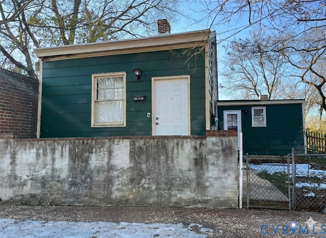 Property Photo:  2219 M Street  VA 23223 