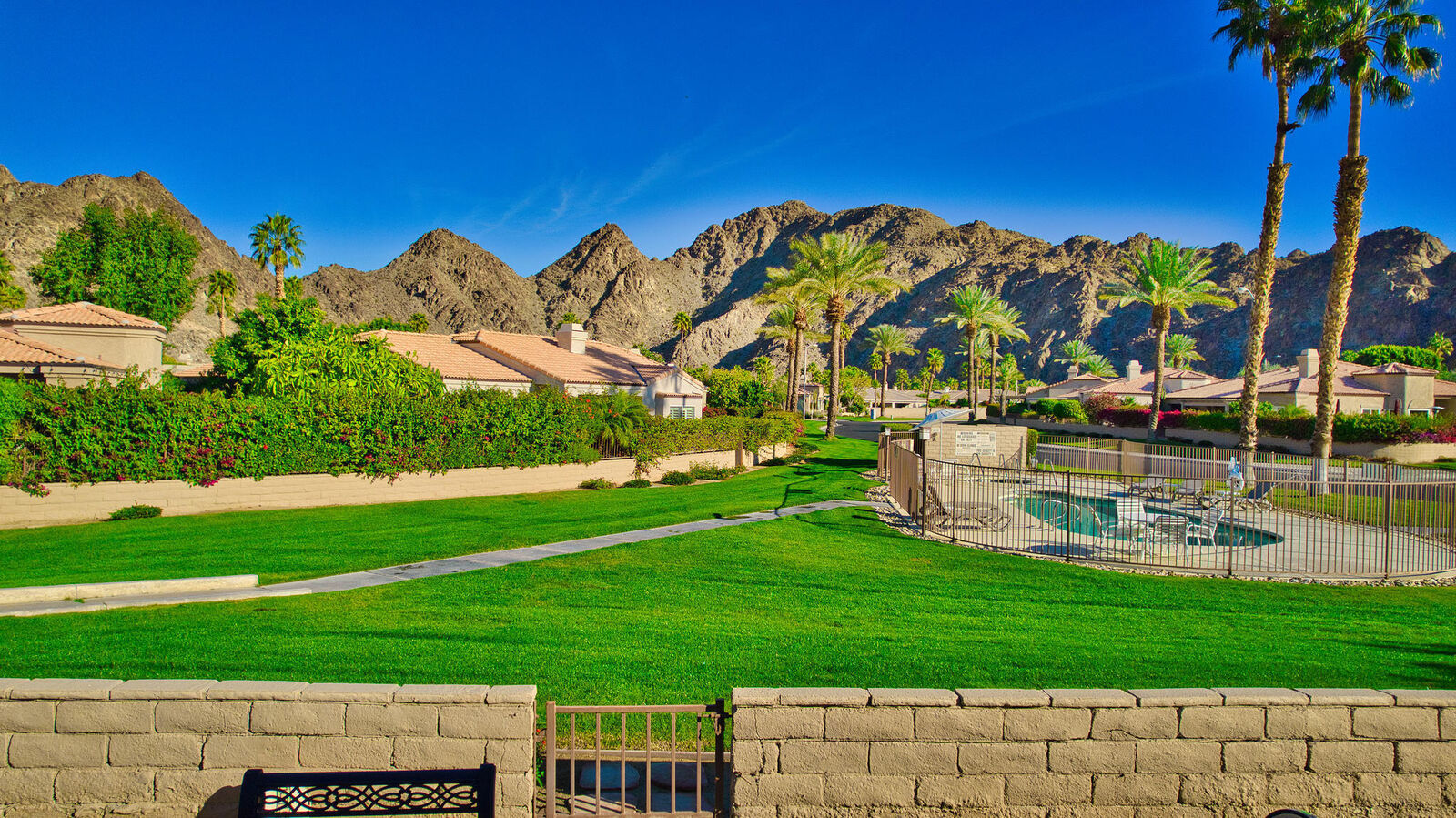 Property Photo:  48649 Paseo Tarazo  CA 92253 