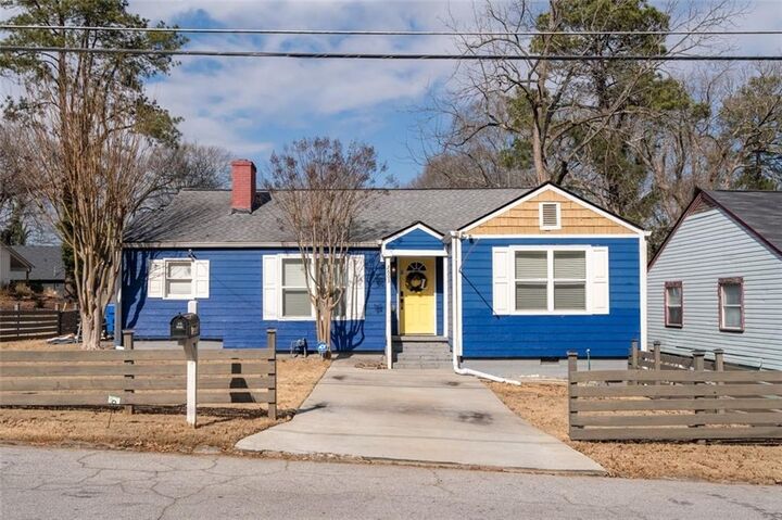 Property Photo:  2603 Oldknow Drive NW  GA 30318 