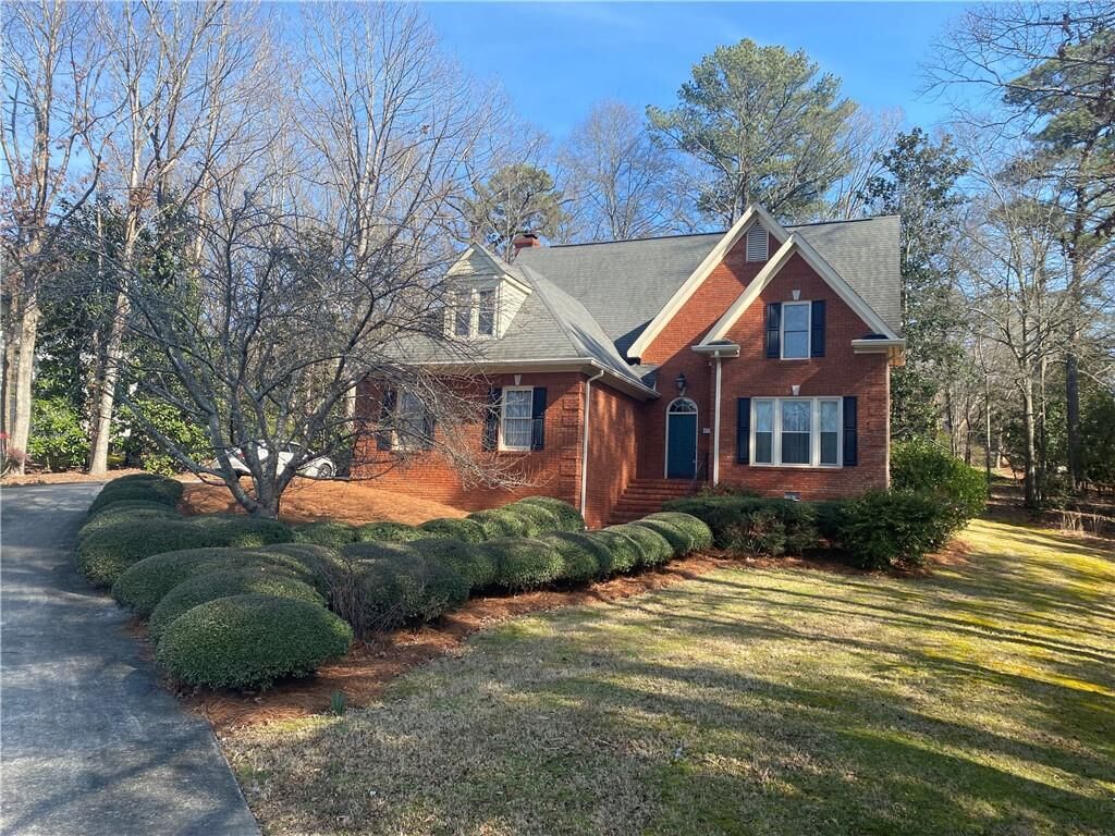 Property Photo: 811 Collinwood Road GA 30161