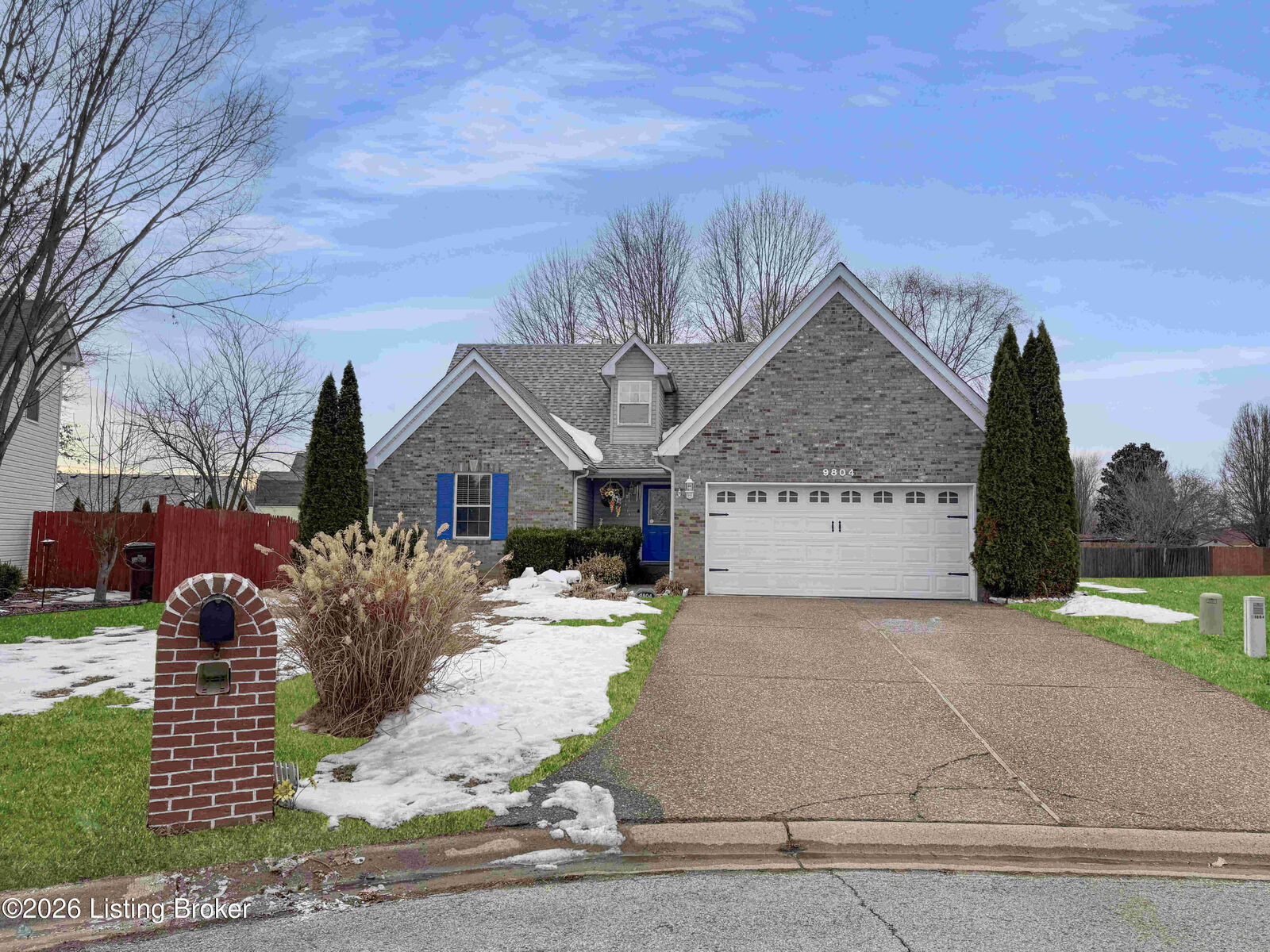 Property Photo:  9804 Spring Pointe Ct  KY 40229 