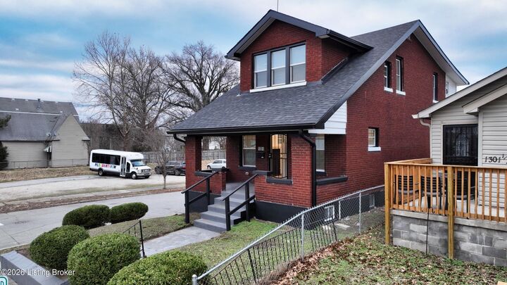 Property Photo:  1301 S 26th St  KY 40210 