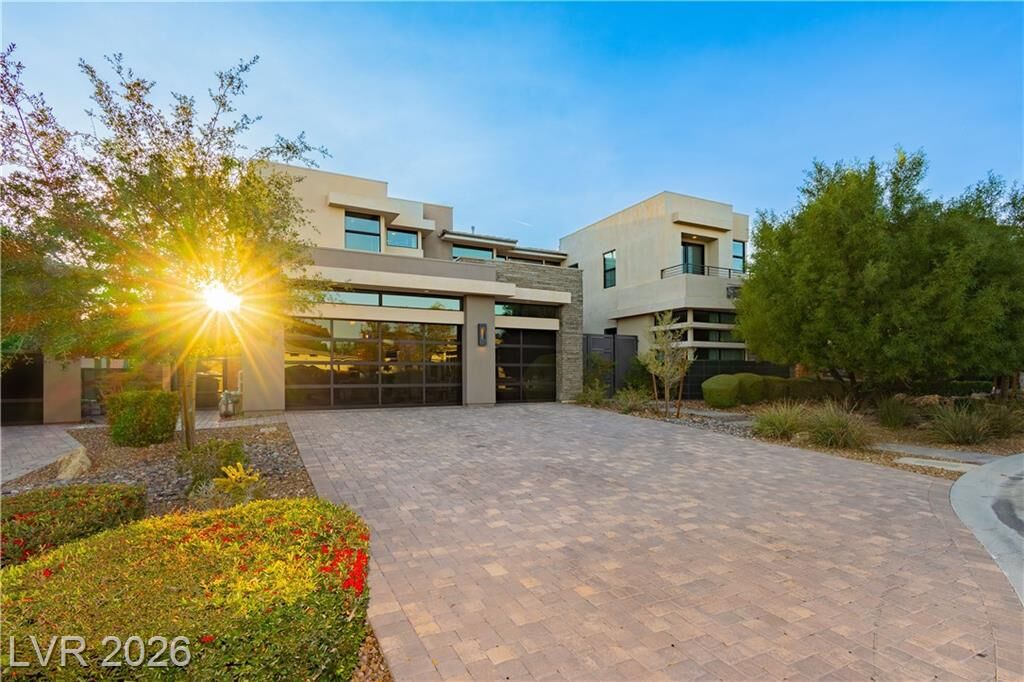 Property Photo:  94 Glade Hollow Drive  NV 89135 