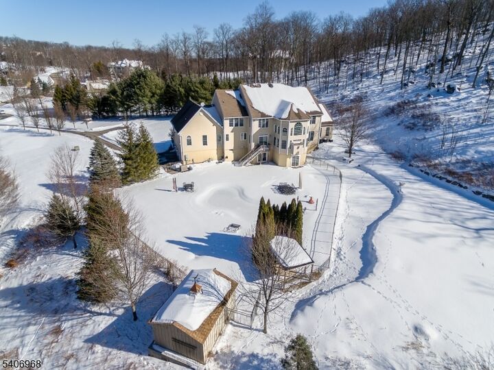 Property Photo:  9 Andrew Ln  NJ 07405 