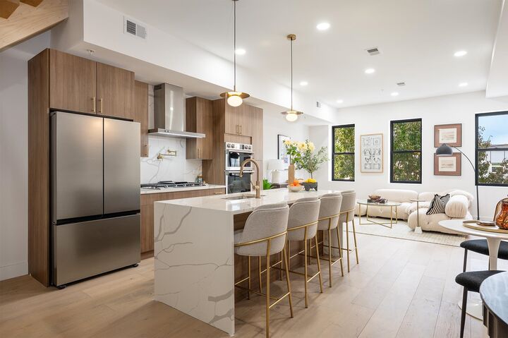 Property Photo:  17 Leonard St 2  NJ 07307 