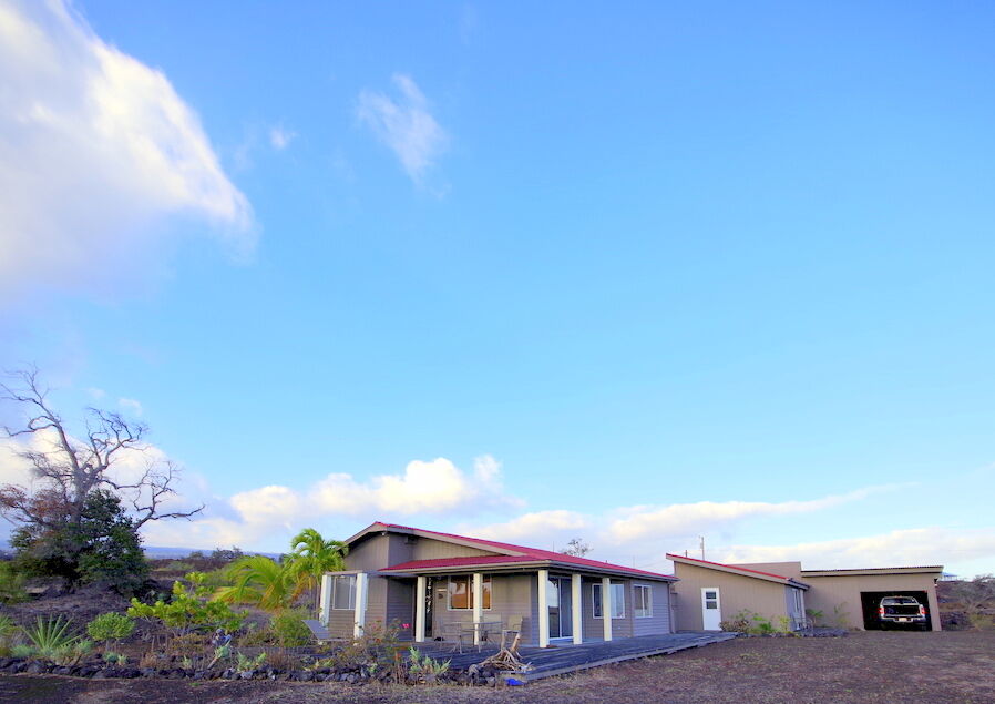 Property Photo:  92-8409 Lauhala Dr  HI 96737 