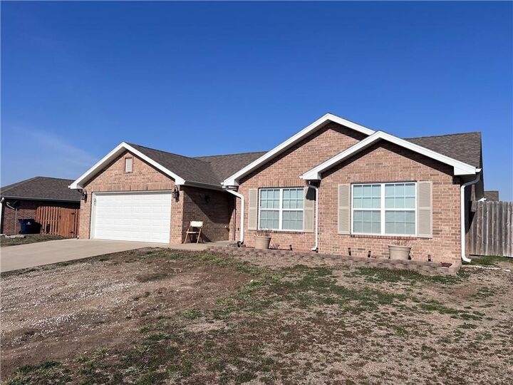 Property Photo:  706 Landon Drive  KS 67301 