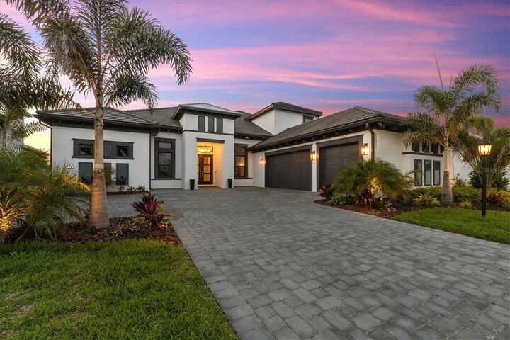 Property Photo:  15013 Montello Way  FL 34211 