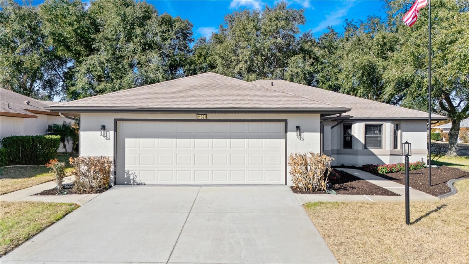 Property Photo:  21821 King John Street  FL 34748 