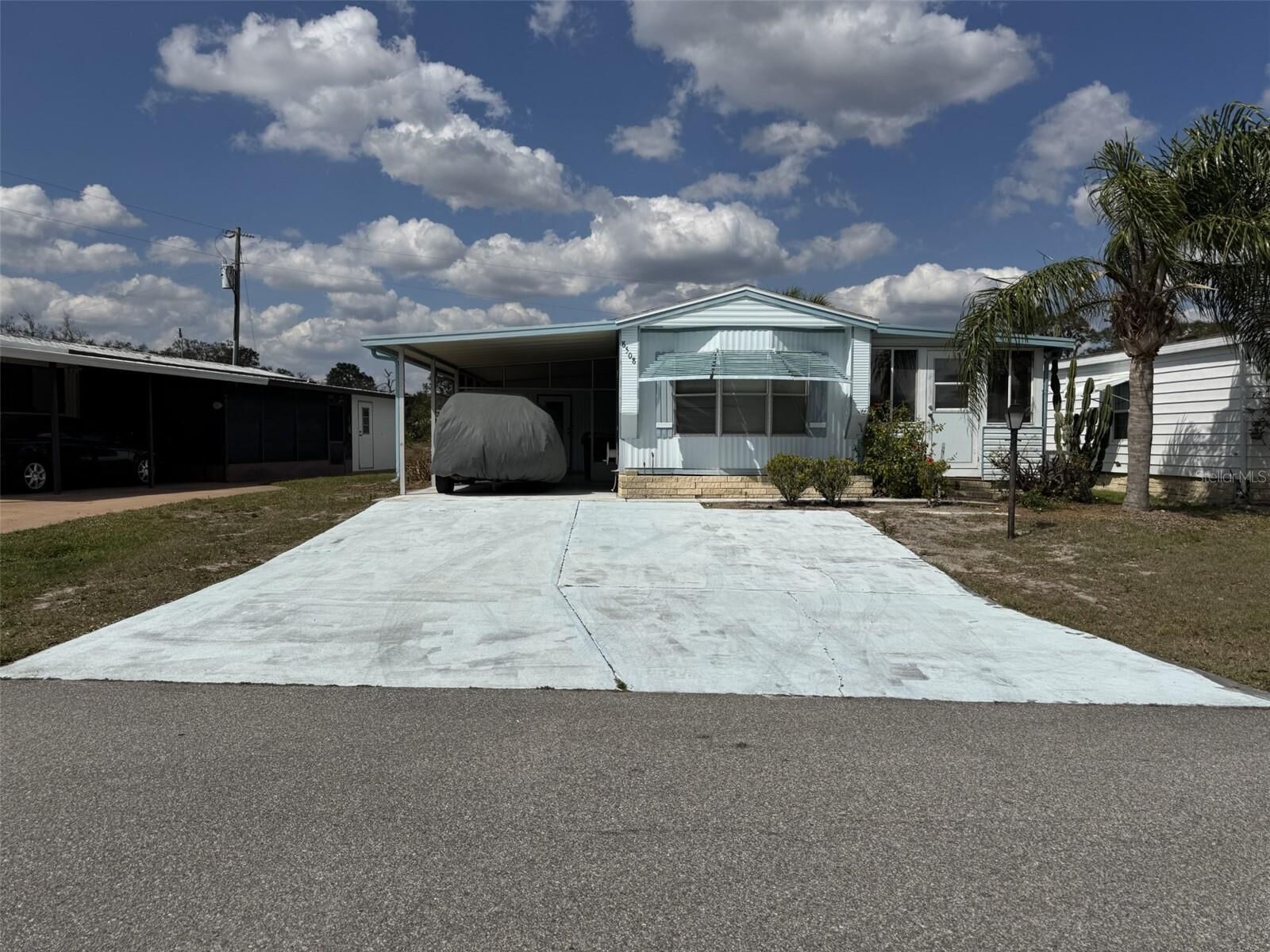 Property Photo: 8508 Breeze Hill Drive FL 33898