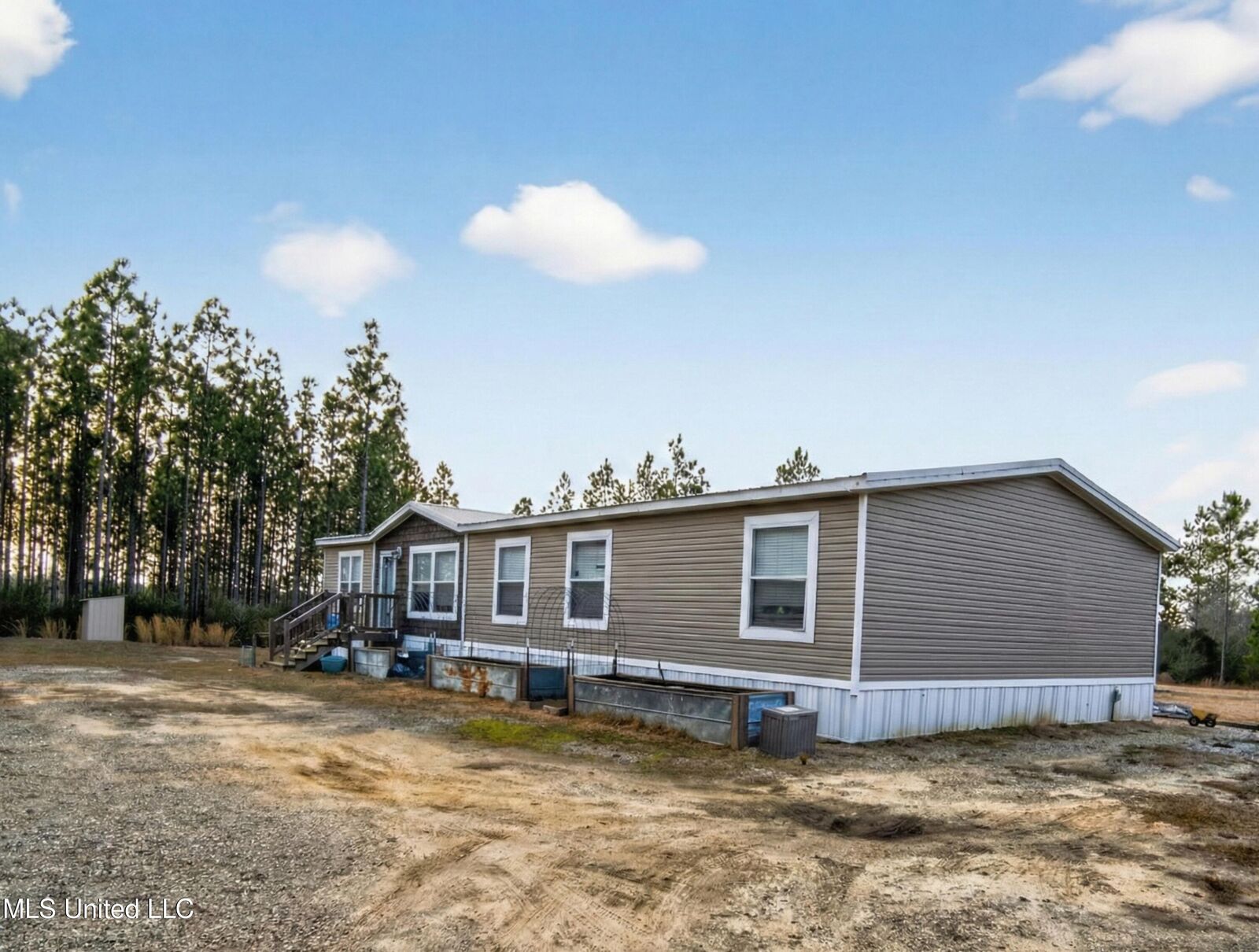 Property Photo:  8900 Nannys Road  MS 39565 