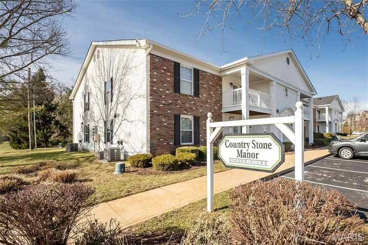 Property Photo: 3402 Country Stone Manor Drive F MO 63088