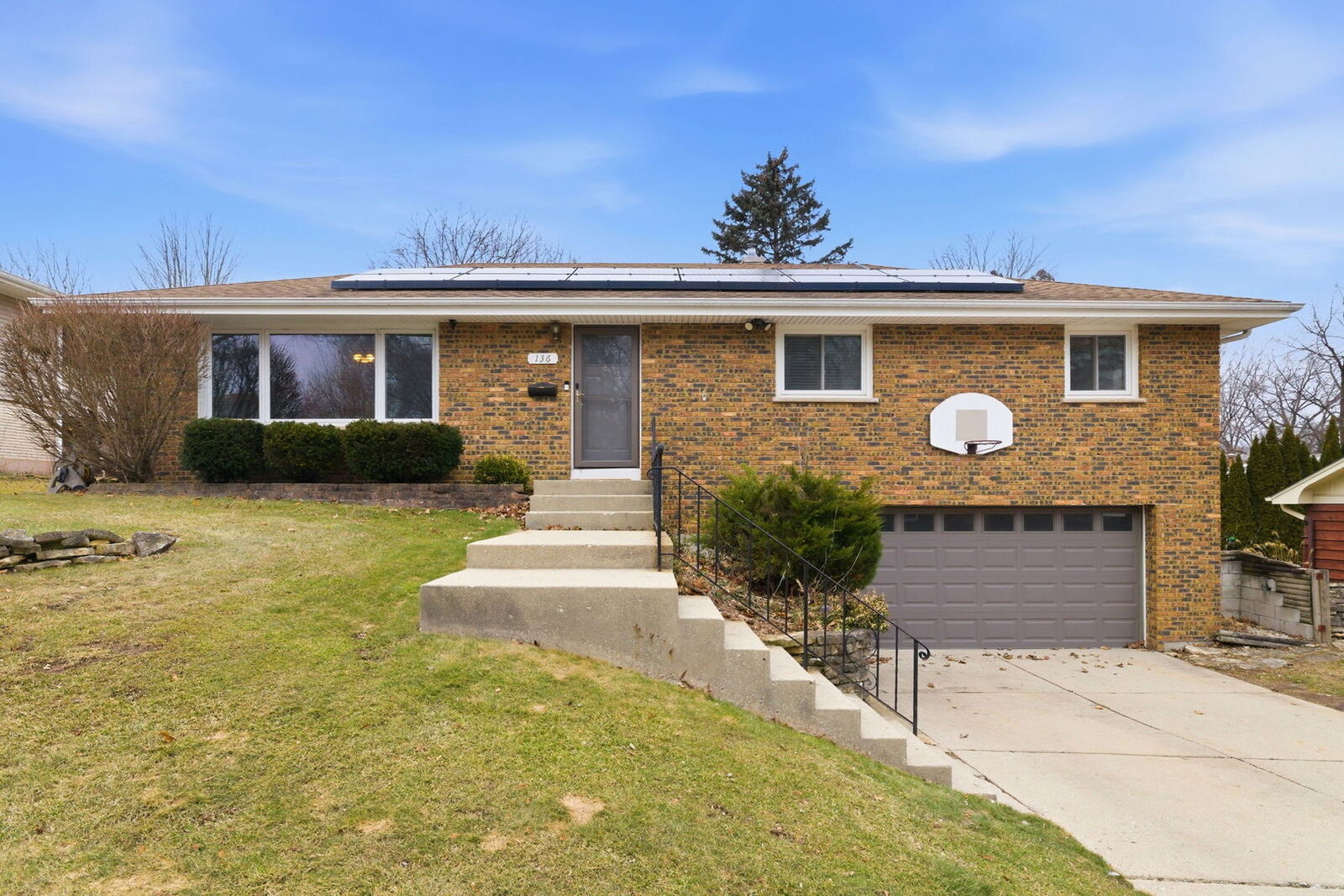 Property Photo:  136 McKinstry Drive  IL 60123 