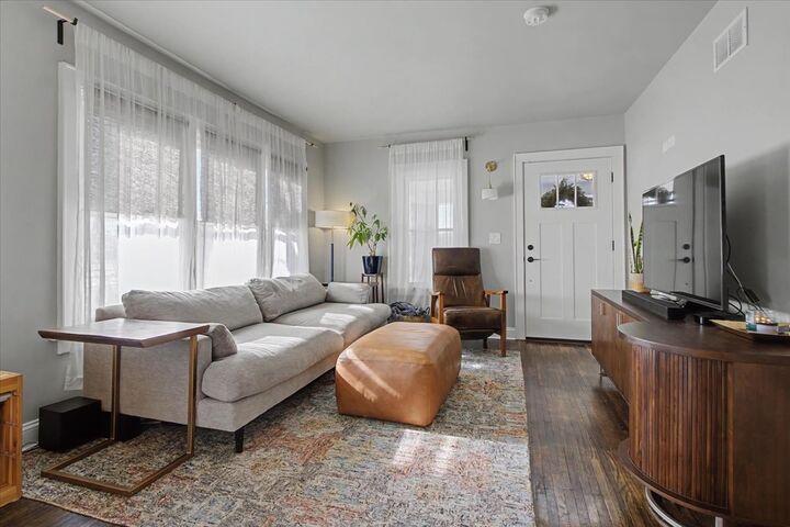 Property Photo: 136 E Jackson Street IL 60543