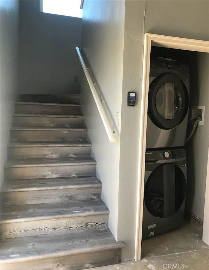 Property Photo:  5736 Pickering Avenue  CA 90601 