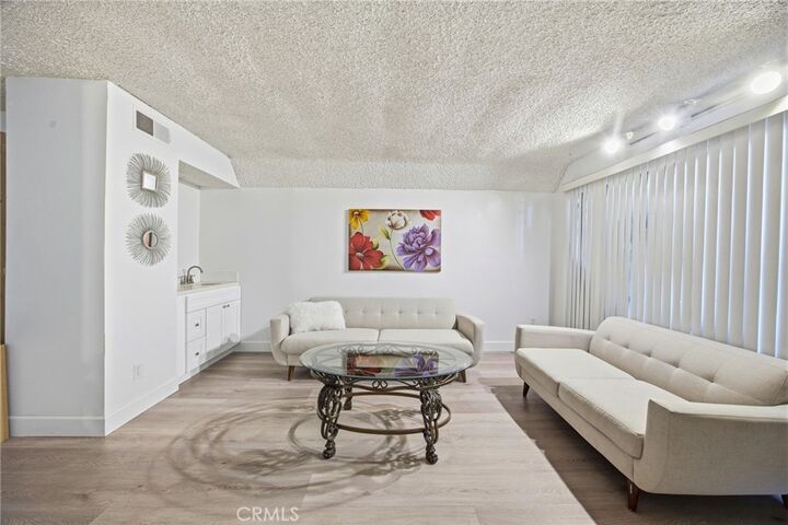 Property Photo:  1239 W Rosecrans 11  CA 90247 