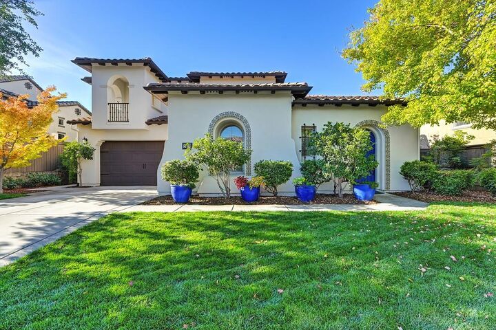 Property Photo: 3516 Leonardo Way CA 95762